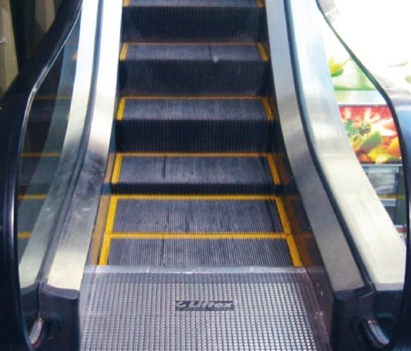 escalators-mob